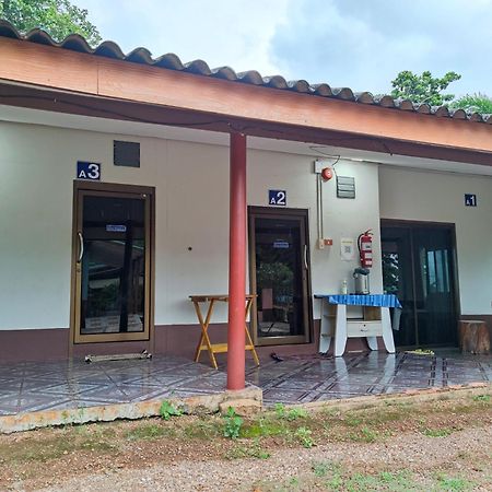 Chattong Resort Trat Eksteriør billede